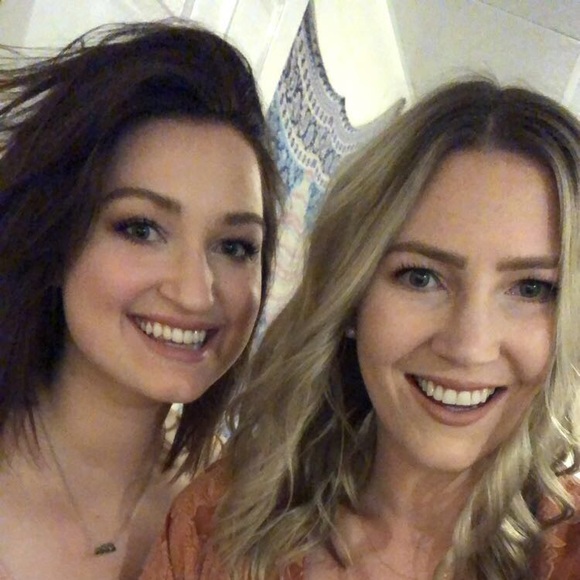 Meet your Posher, Jenn - Picture 1 of 1